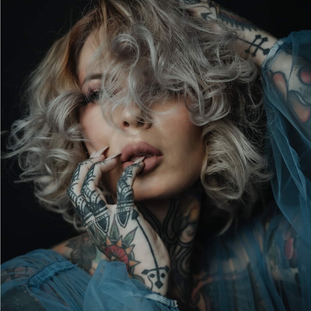 Meet your Posher, MiMi! ✨🖤✨